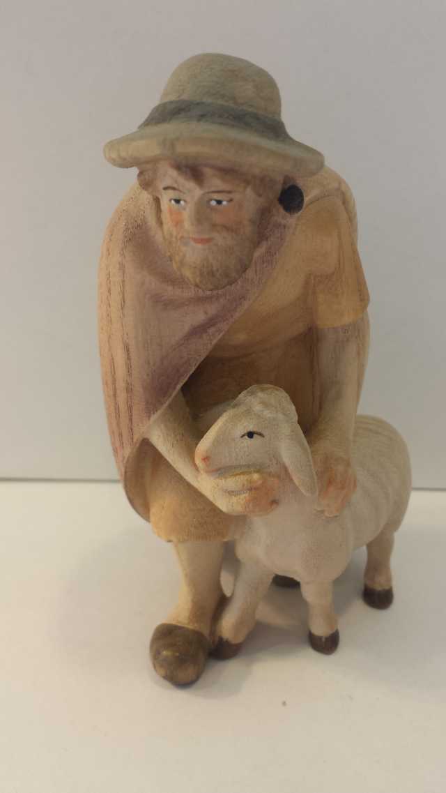 Artikel Nr 2381: 795015 - Hirt mit Schaf stehend zu Pema 15 cm bemalt