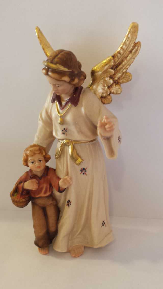 Artikel Nr 2413: 71 - Schutzengel mit Bub Kostner 9.5 cm bemalt